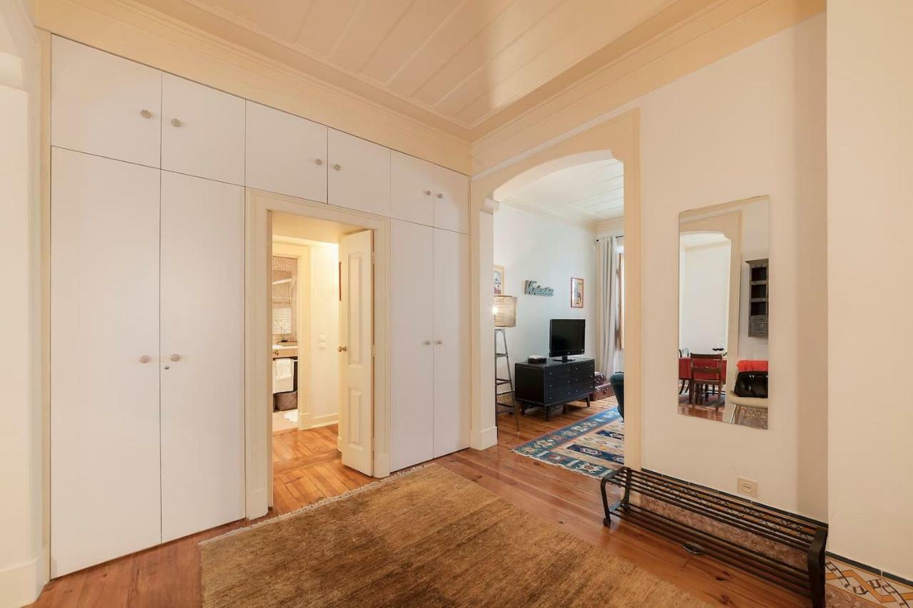 2 Bedroom Apartment With Patio Next To Avenida Da Liberdade Lisboa Exteriér fotografie