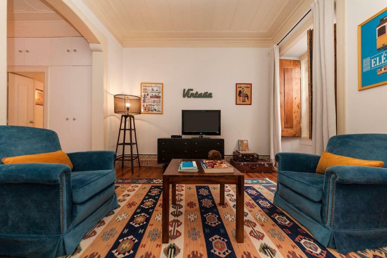 2 Bedroom Apartment With Patio Next To Avenida Da Liberdade Lisboa Exteriér fotografie