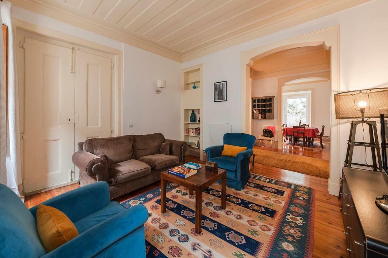 2 Bedroom Apartment With Patio Next To Avenida Da Liberdade Lisboa Exteriér fotografie