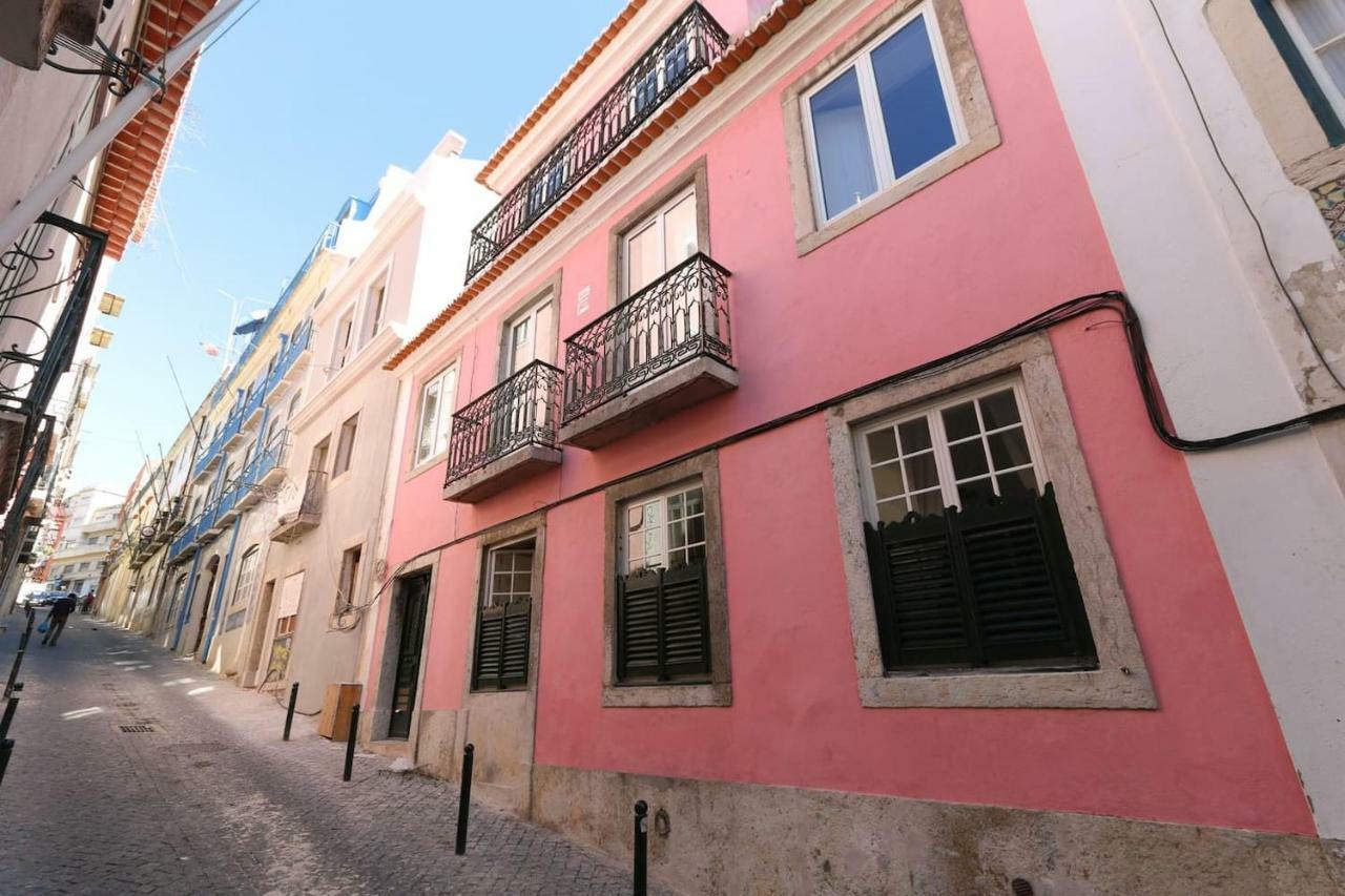 2 Bedroom Apartment With Patio Next To Avenida Da Liberdade Lisboa Exteriér fotografie